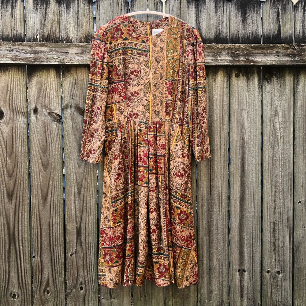 Vintage Mixed Print Midi Dress Size M Long Sleeve Pockets Back Buttons Patchwork